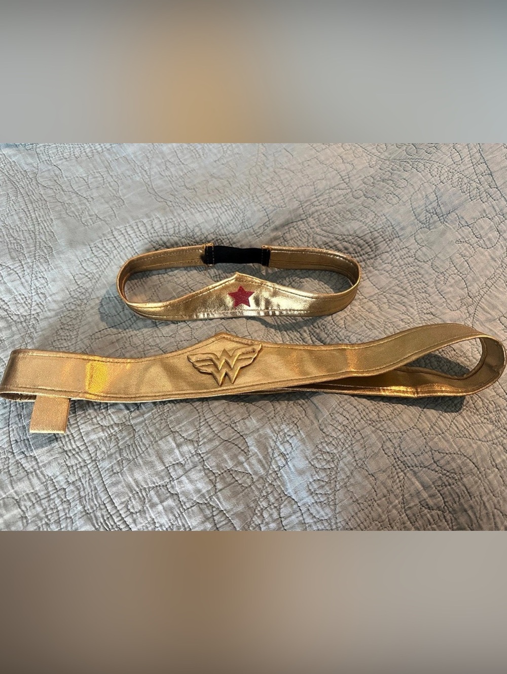 DC Comics Gold & Red Star Belt + Headband